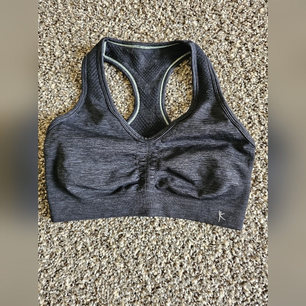Danskin Now women's seamless racerback sports bra